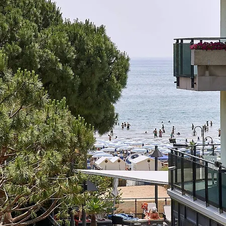 Appartamento Flaminia 30 Metri Dal Mare *