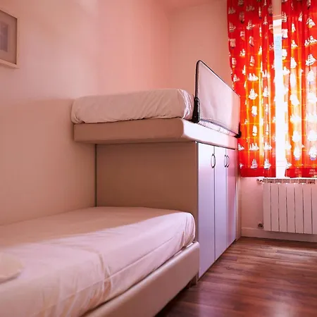 Flaminia 30 Metri Dal Mare