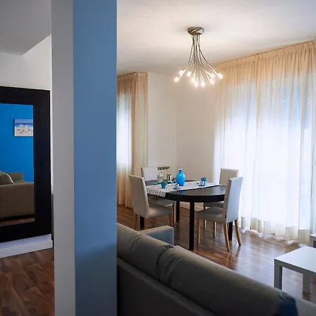 Flaminia 30 Metri Dal Mare